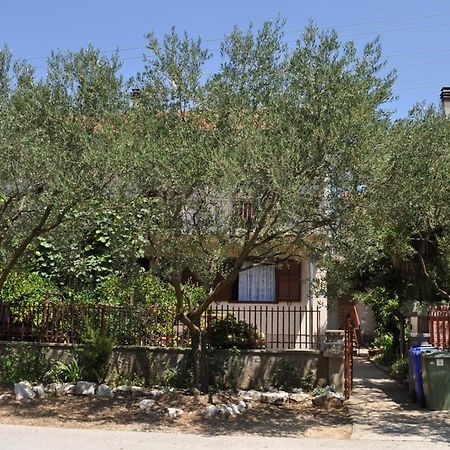 Apartman Kraljev Biograd Na Moru Luaran gambar