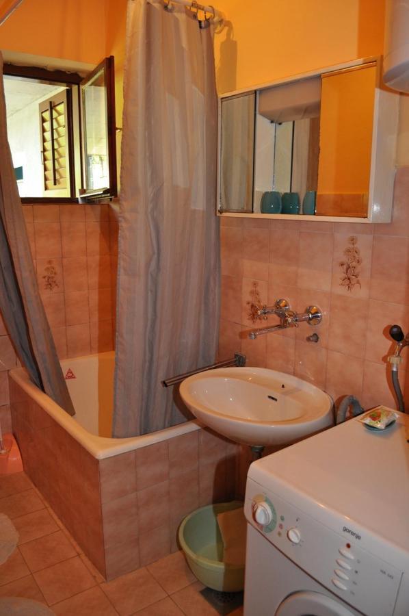 Apartman Kraljev Biograd Na Moru Luaran gambar